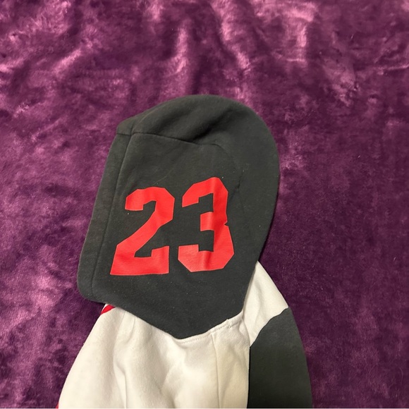 Nike Air Jordan 23 Hoodie - Picture 4 of 4